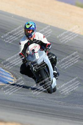 media/Feb-13-2022-SoCal Trackdays (Sun) [[c9210d39ca]]/Turn 10 (920am)/